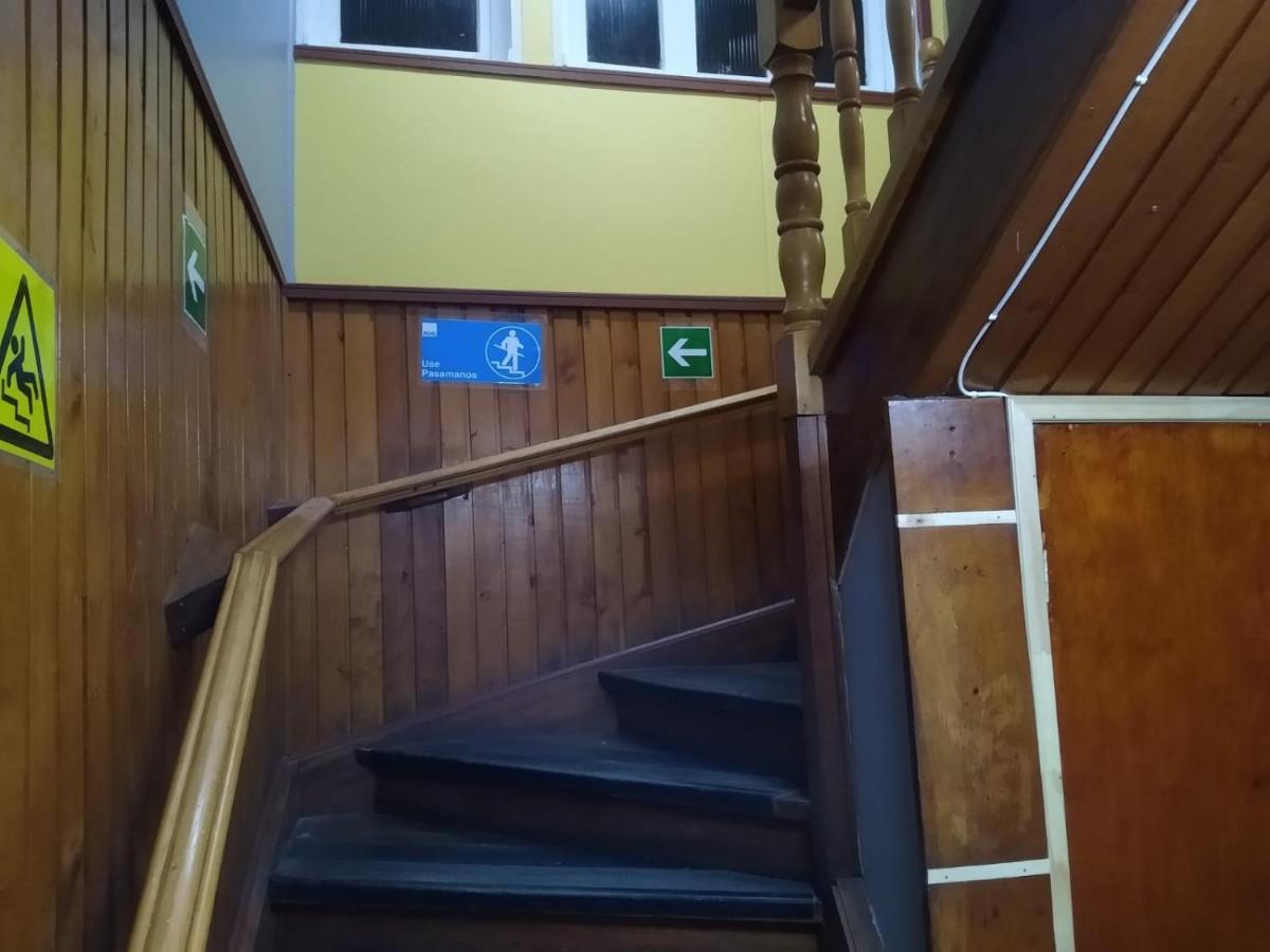 Islanet Hostel & Bar Puerto Montt Eksteriør billede
