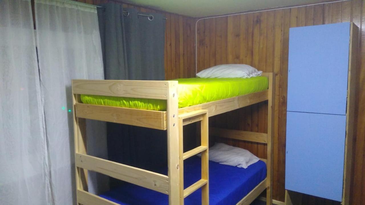 Islanet Hostel & Bar Puerto Montt Eksteriør billede